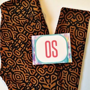 New OS LuLaRoe Leggings ~ black background ~